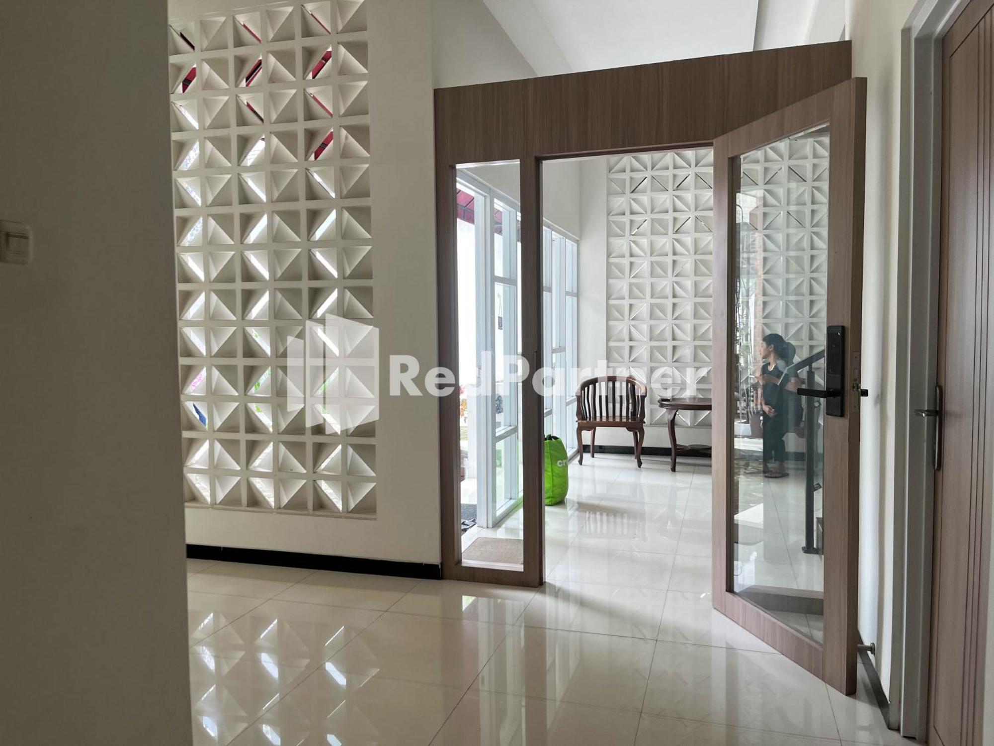 Griya Borobudur Malang Syariah Redpartner Blimbing  外观 照片